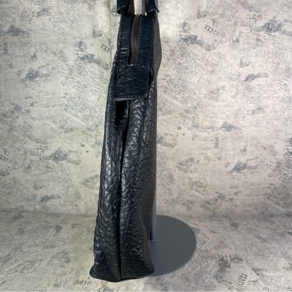 Convalore Studded CarryAll in Black - Picture 5 of 14